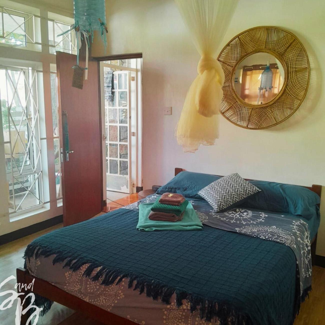 Lakaz Metiss Arobaz Apartment บลู เบย์ ภายนอก รูปภาพ