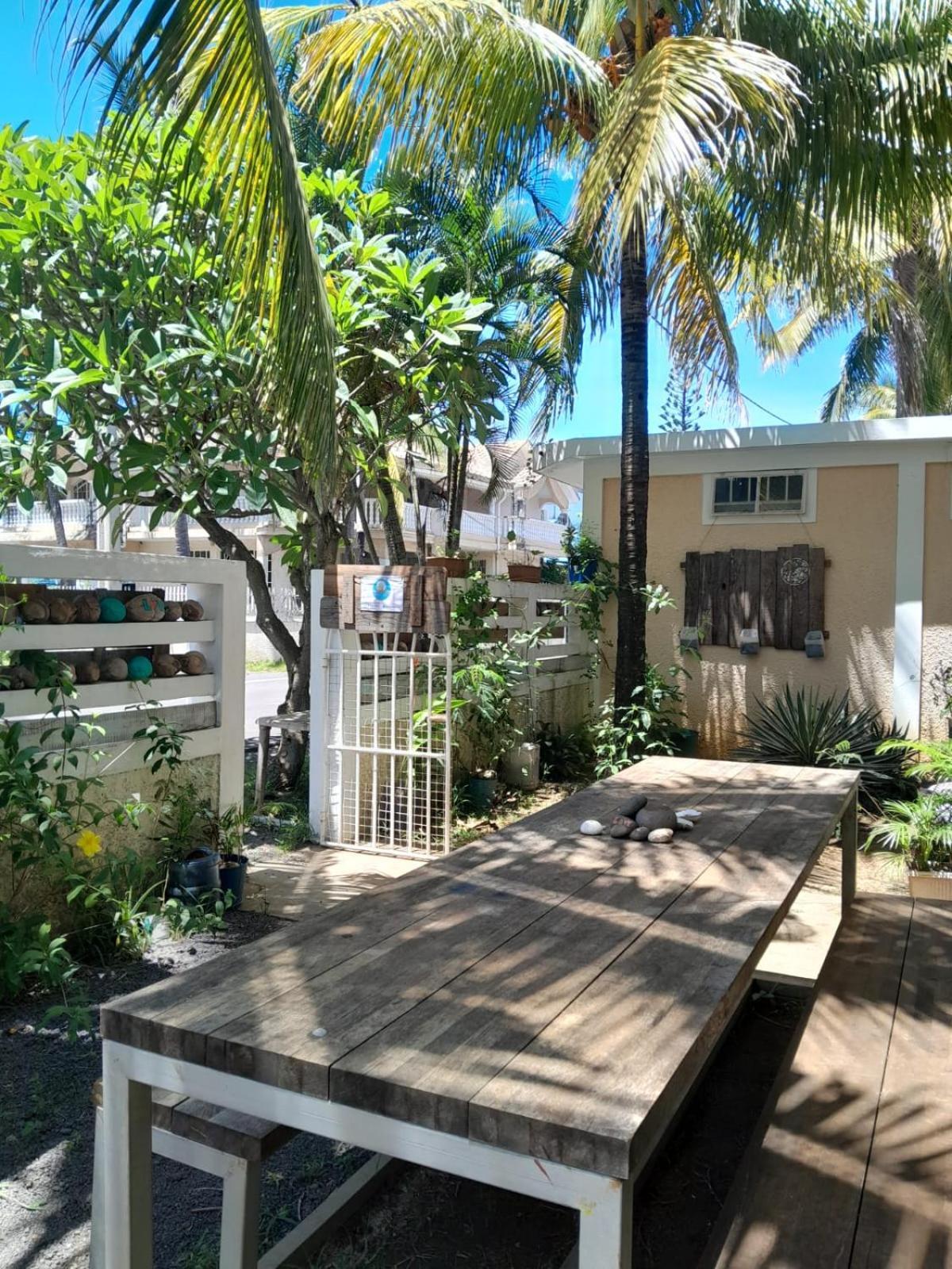Lakaz Metiss Arobaz Apartment บลู เบย์ ภายนอก รูปภาพ